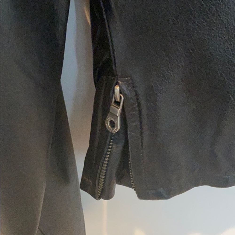 Harley Davidson Leather Jacket. - Picture 4 of 6